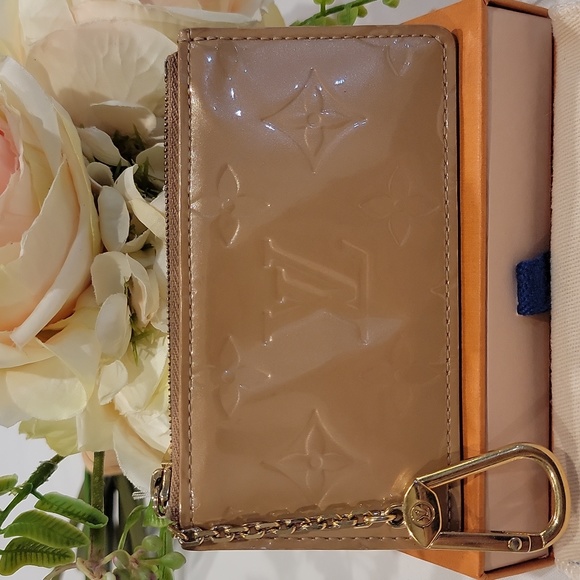 Authentic Louis Vuitton Vernis Key Cles - Picture 3 of 9